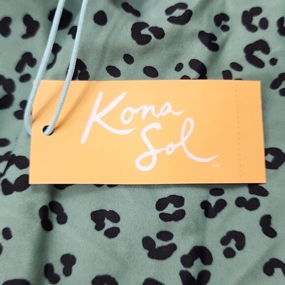 Women's Spotted Print Scoop Neck Tankini Top | Kona Sol | Small - Picture 7 of 8